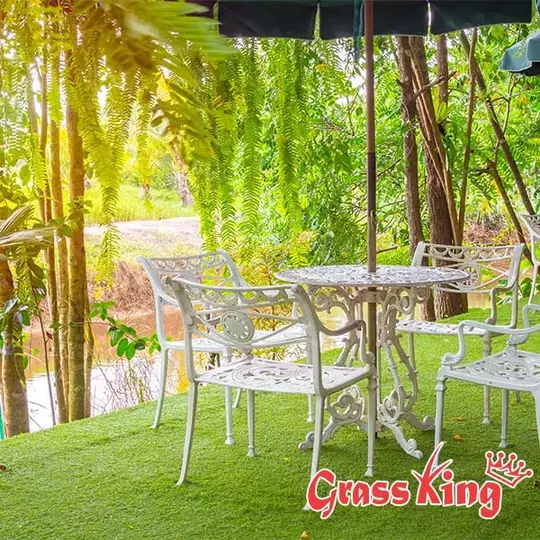 6.5ft Width Outdoor Lawn Carpet Example Photo