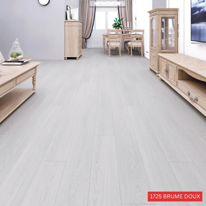 Brume Doux light grey oak LVT click flooring plank by Primelay